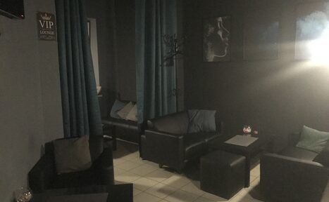 Арендовать Двухэтажная кальянная 