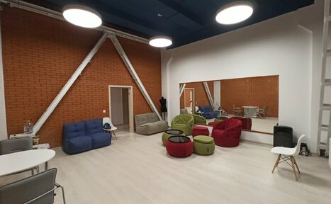 Арендовать Синий лофт