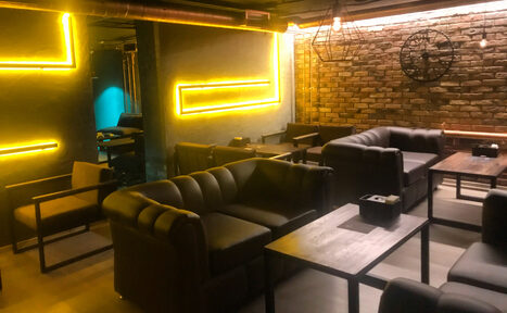 Арендовать Пространство с lounge -зонами