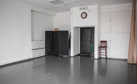 Арендовать Bogdo Studio Зал с большими зеркалами