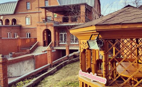 Арендовать New Tulip House Загородный комфортабельный коттежд
