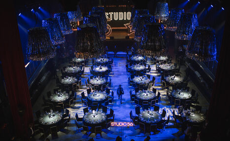 Арендовать 1930 Moscow Клуб