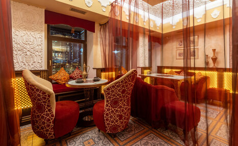 Арендовать Омар Хайям Лофт-бар в центре города