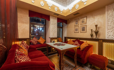 Арендовать Омар Хайям Лофт-бар в центре города