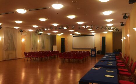 Арендовать Загородный отель Волга