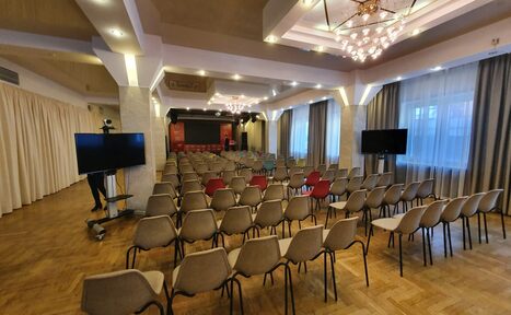 Арендовать AZIMUT Hotel Светлый зал в стиле современной классики