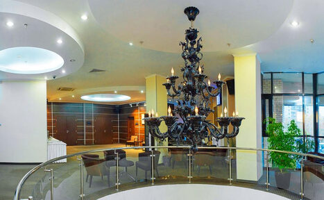 Арендовать Four Elements. Просторный конференц-зал в Перми