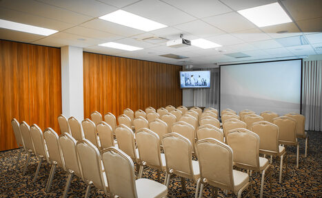 Арендовать Просторный конференц-зал в Челябинске