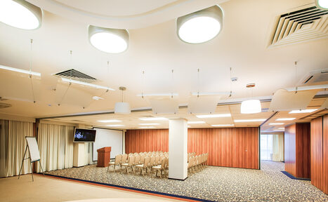 Арендовать Просторный конференц-зал в Челябинске