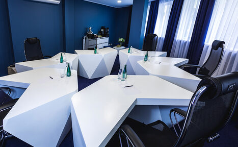 Арендовать Ультрасовременная VIP-переговорная в Ростове-на-Дону