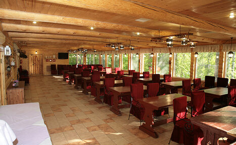 Арендовать Отель Регина