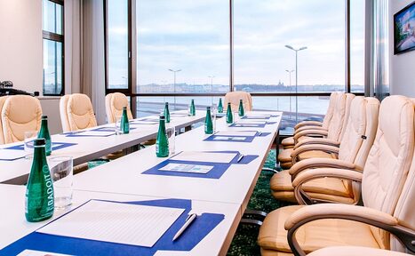 Арендовать Отель «Санкт-Петербург»