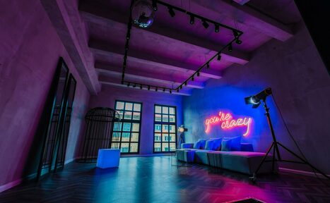 Арендовать Mood:Nude&Crazy Площадка во Владивостоке