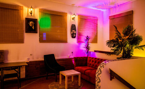 Арендовать Яркий лофт с верандой