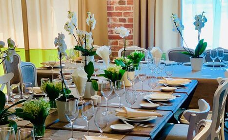 Арендовать Уютный банкетный зал с отдельным входом