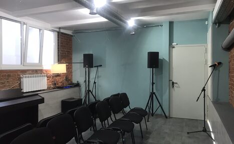 Арендовать Тренинг-лофт с пианино