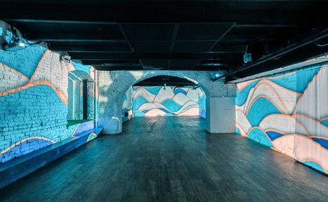 Арендовать  Мультимедийный лофт