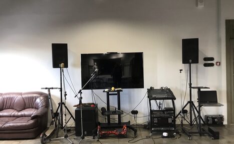 Арендовать Оборудованный лофт в черно-белых тонах