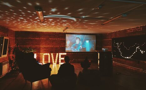 Арендовать Лофт в стиле унца-унца с выходом на крышу