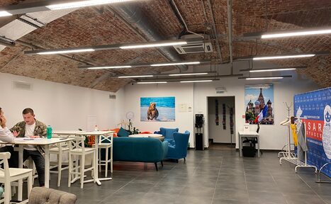 Арендовать Лофт со стеклянной перегородкой