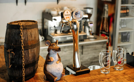 Арендовать B&B Bradu bar Лофт-бар с панорамными окнами