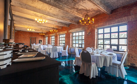 Арендовать Лофт с дизайнерским полом