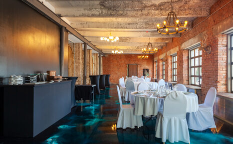 Арендовать Лофт с дизайнерским полом