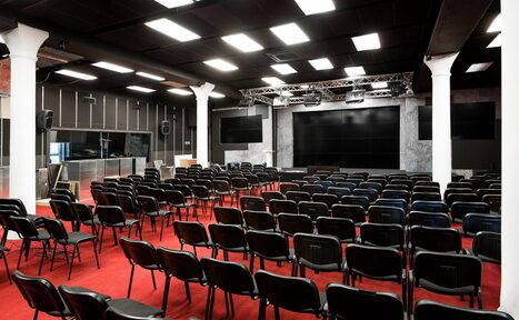 Арендовать Многофункциональная площадка для бизнес-мероприятий