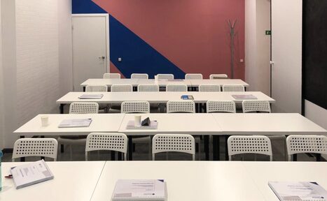 Арендовать Светлый, уютный зал лектория “Be Happy”