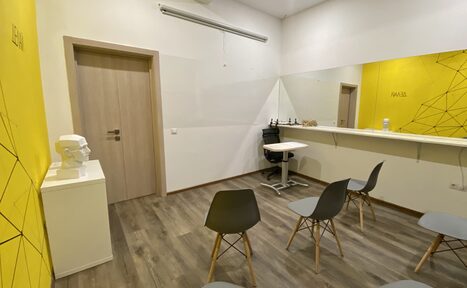 Арендовать Зал для тренингов и мастер-классов с маркерной доской