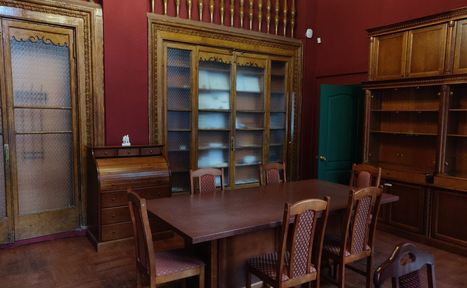 Арендовать Переговорная в классическом стиле