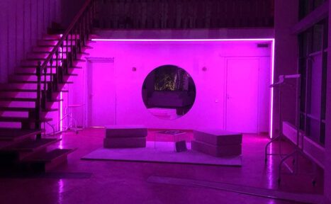 Арендовать Просторная фотостудия с несколькими залами 