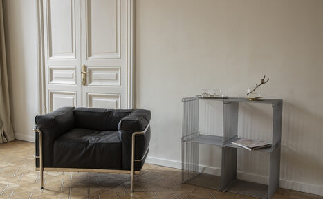 Арендовать Светлый зал с белой циклорамой и балконом