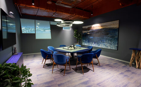 Арендовать Дом Атлантов. Зал с круглым столом