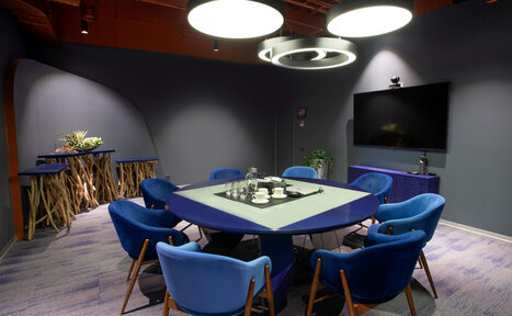 Арендовать Дом Атлантов. Зал с круглым столом