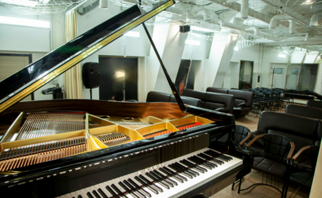 Арендовать Метрополитен. Концертный зал и караоке-бар