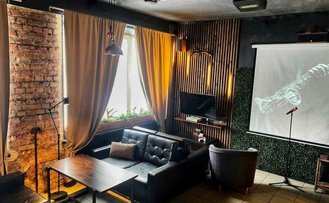 Арендовать Cosa Nostra.Kirovskiy 