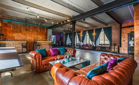 Арендовать Медный премиальный лофт с летней верандой