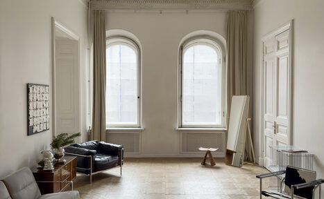 Арендовать Лофт в бежевых тонах 