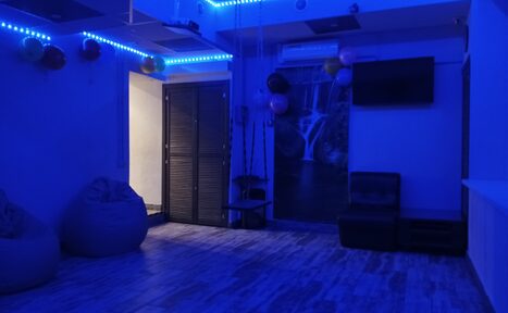 Арендовать Уютный лофт с меловой стеной