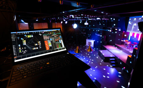 Арендовать Концертная площадка с панорамными окнами