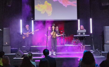 Арендовать Концертная площадка с панорамными окнами