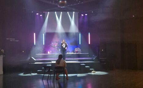 Арендовать Концертная площадка с панорамными окнами