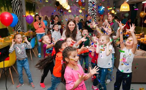 Арендовать Сладкие джунгли. Лофт с дизайнерским ремонтом