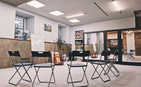 Арендовать Уютный зал для мастер-классов, тренингов и спорта