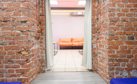 Арендовать Современный двухкомнатный лофт