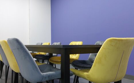 Арендовать Переговорная с маркерной доской