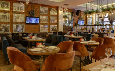 Арендовать Территория  Просторный бар-ресторан