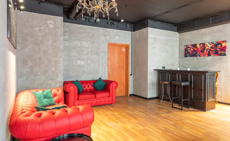 Арендовать Уютный лофт-зал