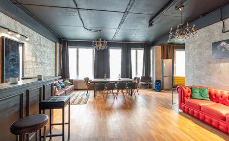 Арендовать Уютный лофт-зал